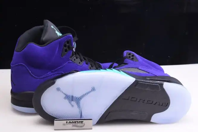 Bmlin 5 Air Alternate Jordan 136027-500 Grape Retro 0524